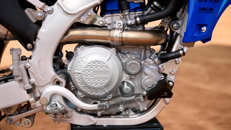 2026-Yamaha-YZ450FSV-EU-NA-Detail-004-03