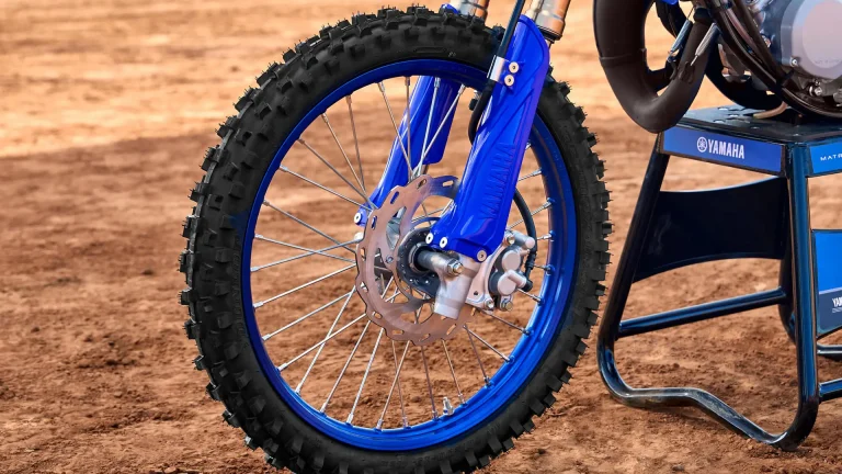2026-Yamaha-YZ85LW-EU-NA-Detail-009-03