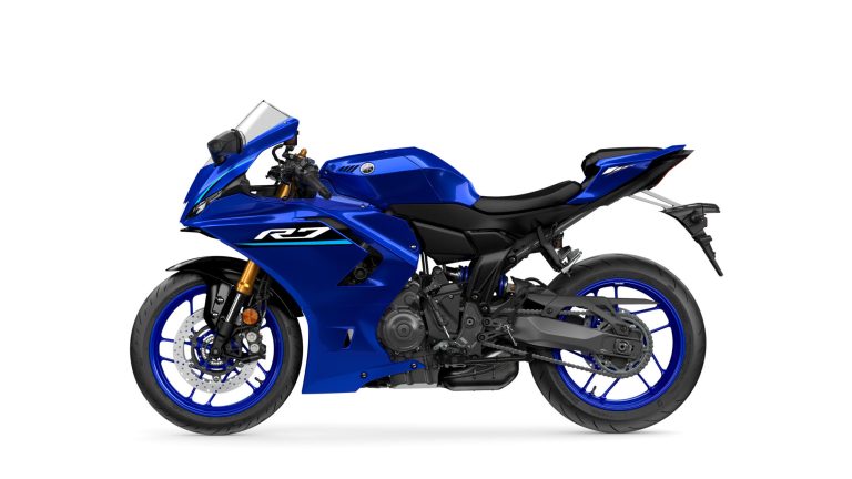 2026-Yamaha-YZF700R7-EU-Icon_Blue-Studio-006-03