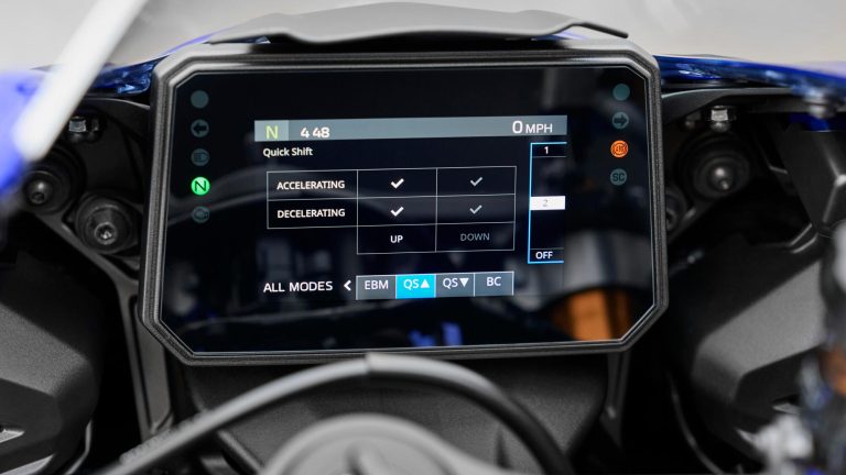 2026-Yamaha-YZF700R7-EU-NA-Detail-008-03